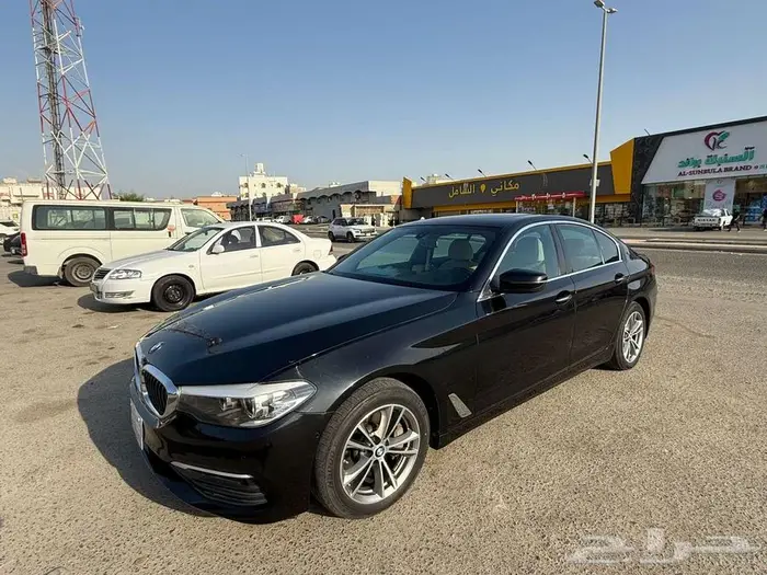 بي أم دبليو الفئة الخامسة 530i 2017 3