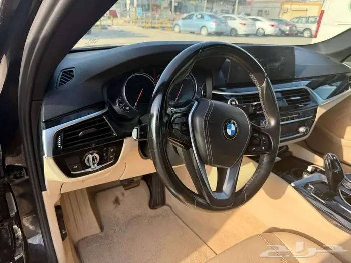 بي أم دبليو الفئة الخامسة 530i 2017 20