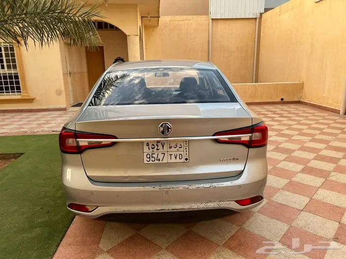 للبيع MG5 موديل 2022 نظيفه 10