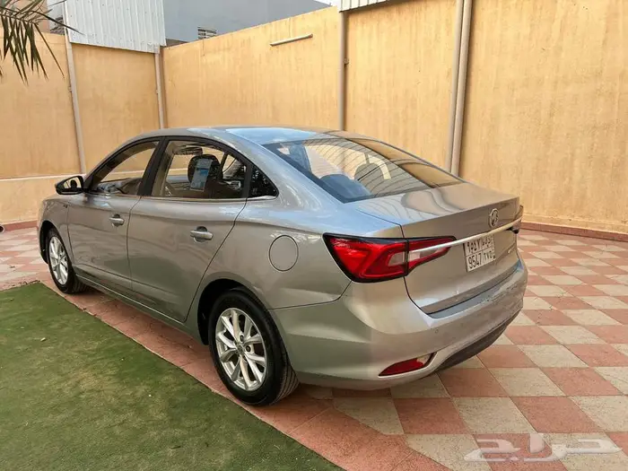 للبيع MG5 موديل 2022 نظيفه 12