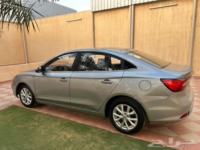 للبيع MG5 موديل 2022 نظيفه 13