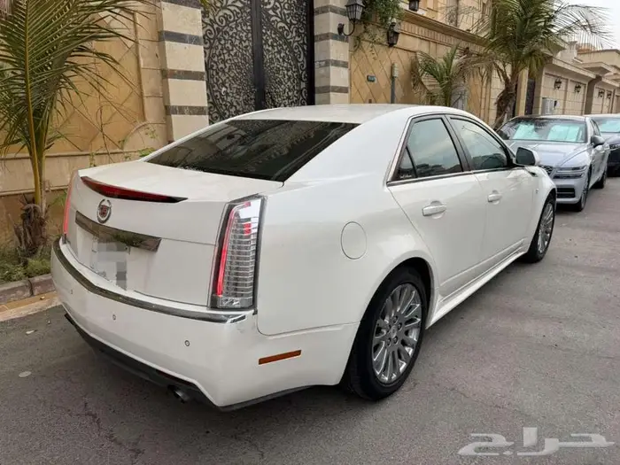كاديلاك CTS موديل 2011 نص فل (ماشية 289 الف) 4