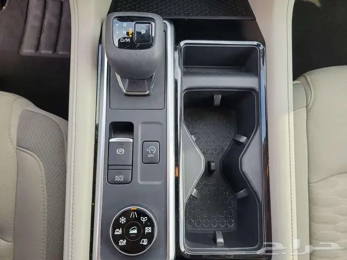 2022 Nissan Pathfinder SV 4