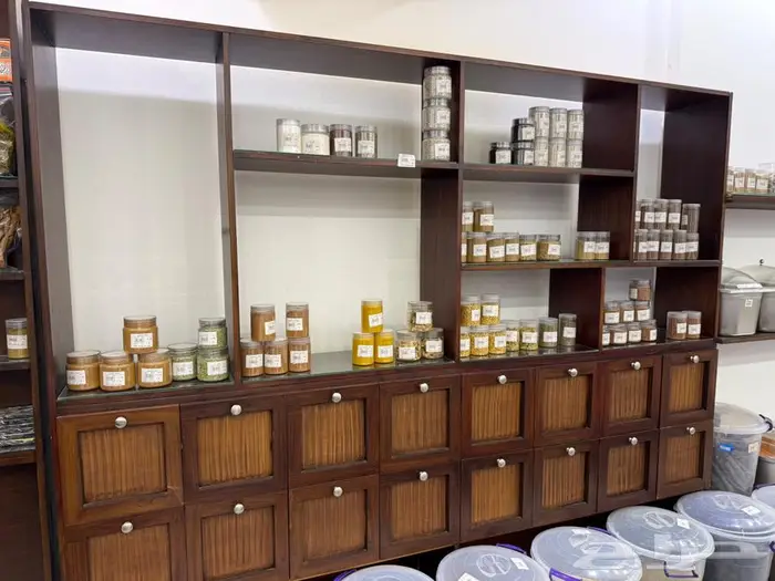 للتقبيل تأسيس وديكور محامص بن ومسكرات 19