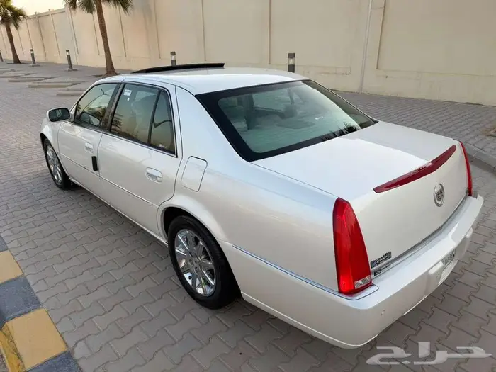 كاديلاك DTS 2011 نظيف جدا وكاله 30