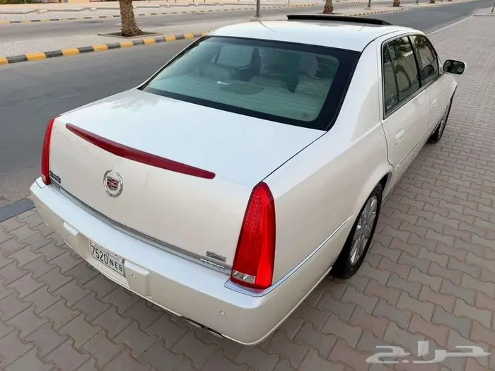 كاديلاك DTS 2011 نظيف جدا وكاله 44