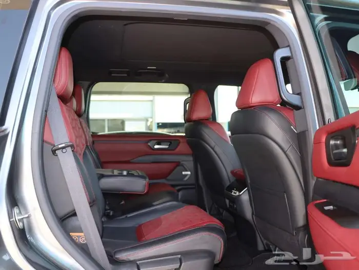 نيسان باترول تيتانيوم فل كامل موديل 2025 12