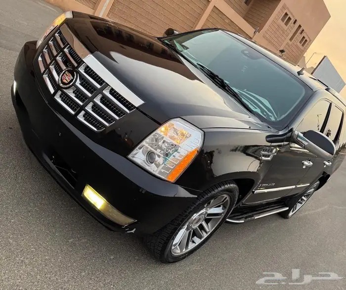 كادليلاك اسكاليد 8