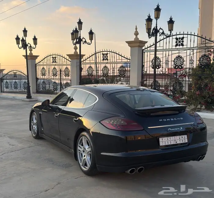بورش باناميرا اس 7
