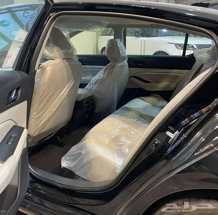 نيسان التيما SV نص فل 2026 قسط سيارتك من جوالك بضغطة زر 4