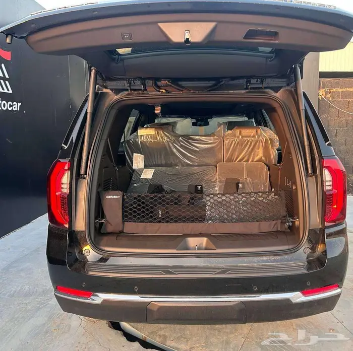 جي ام سي يوكن 2025 الفيشن لدى شركة عبدالمجيد الخضر للسيارات 6