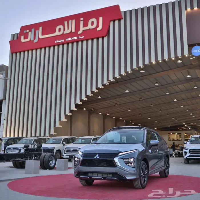 ميتسوبيشي اكليبس كروسGLSنص فل و بلاك سام 2025 2