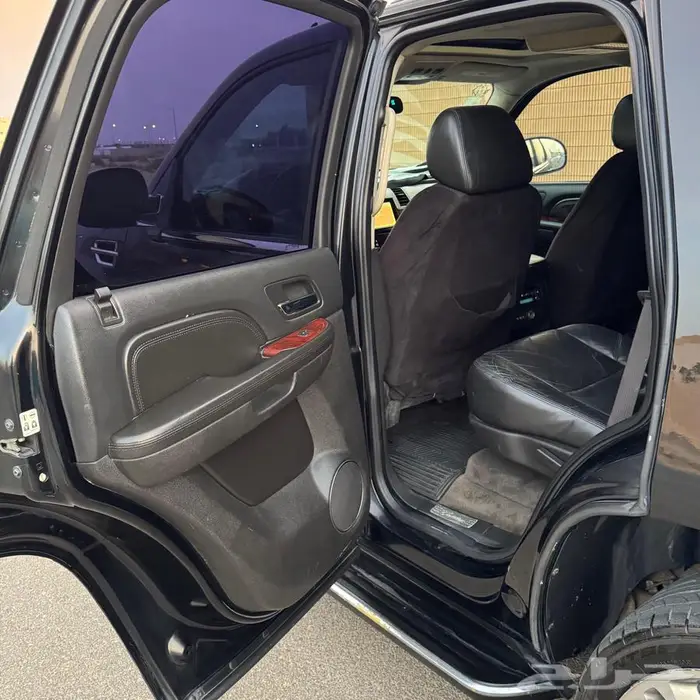 كادليلاك اسكاليد 20