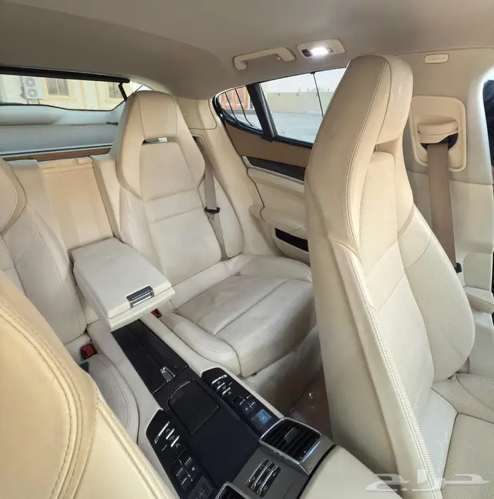 بورش باناميرا اس 19