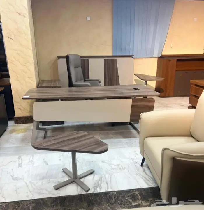 فخم اثاث مكتبي متوفر بسعر الجملة و توصيل و تركيب و جودة متين 1