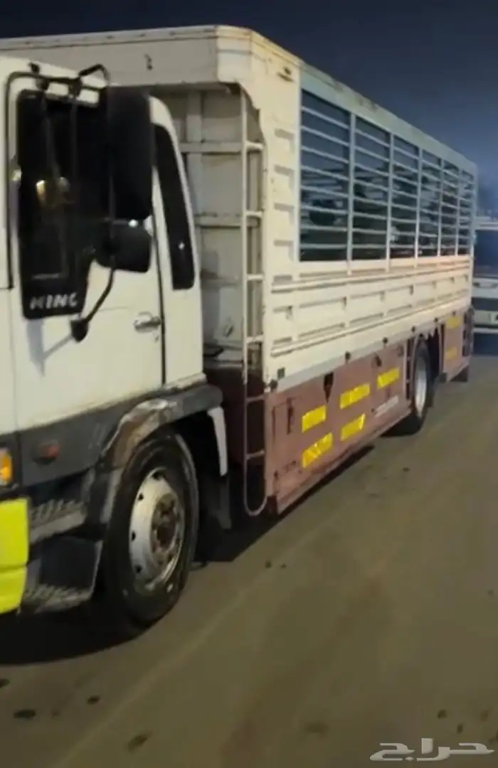 دينه الرياض الى الطائف طالعة يوم الخميس 0