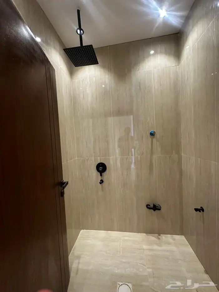 للبيع فيلا حي بدر بالرياض 4