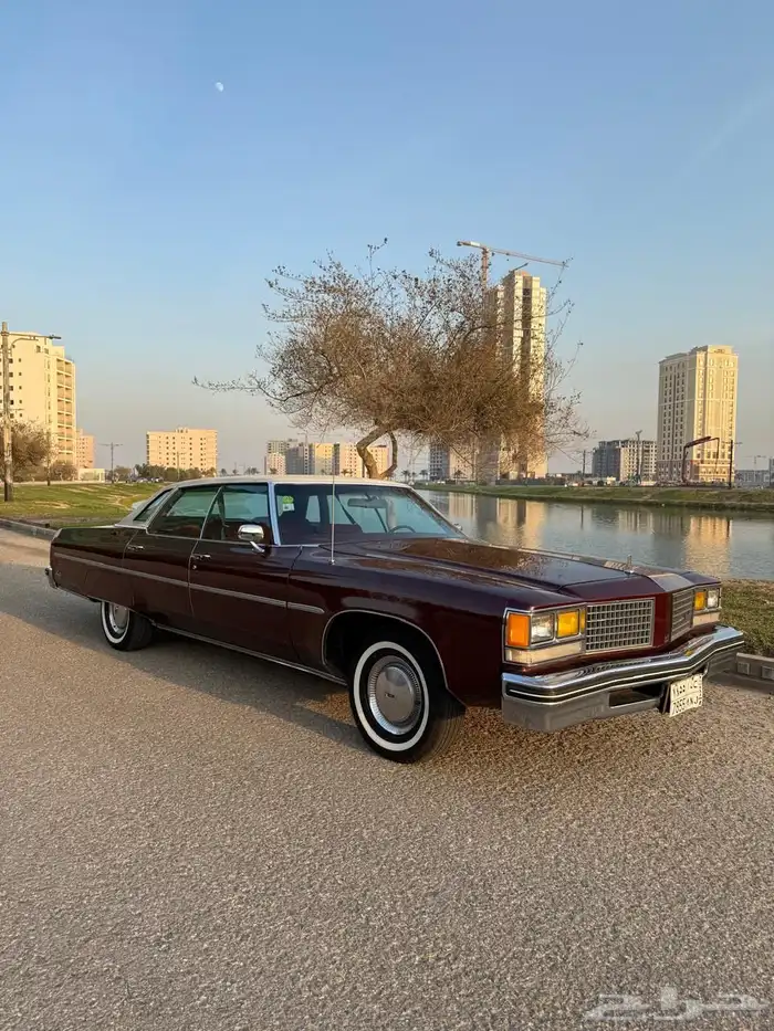 اولدز موبيل 1976 0