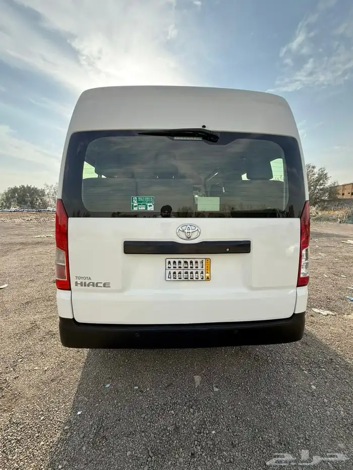 اجار باصات كوستر وهايس موديلات حديثه مع السائق في الرياض 17