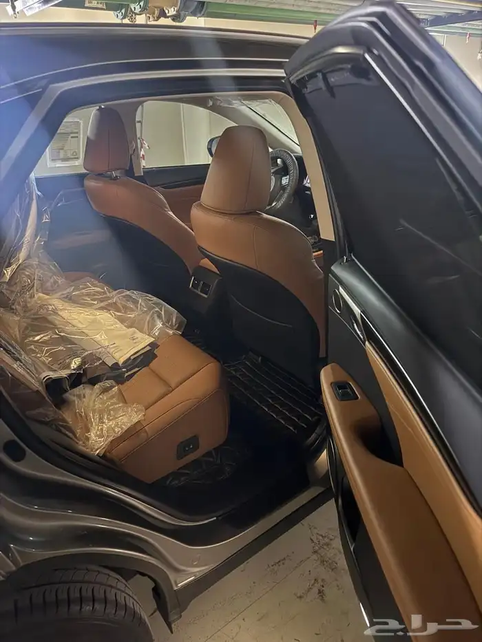 لكزس RX450 موديل 2022 6