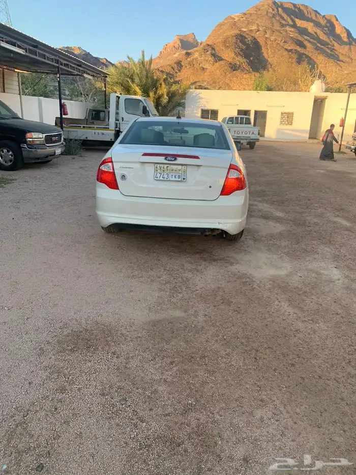 فورد فيوجن 2012 . 3