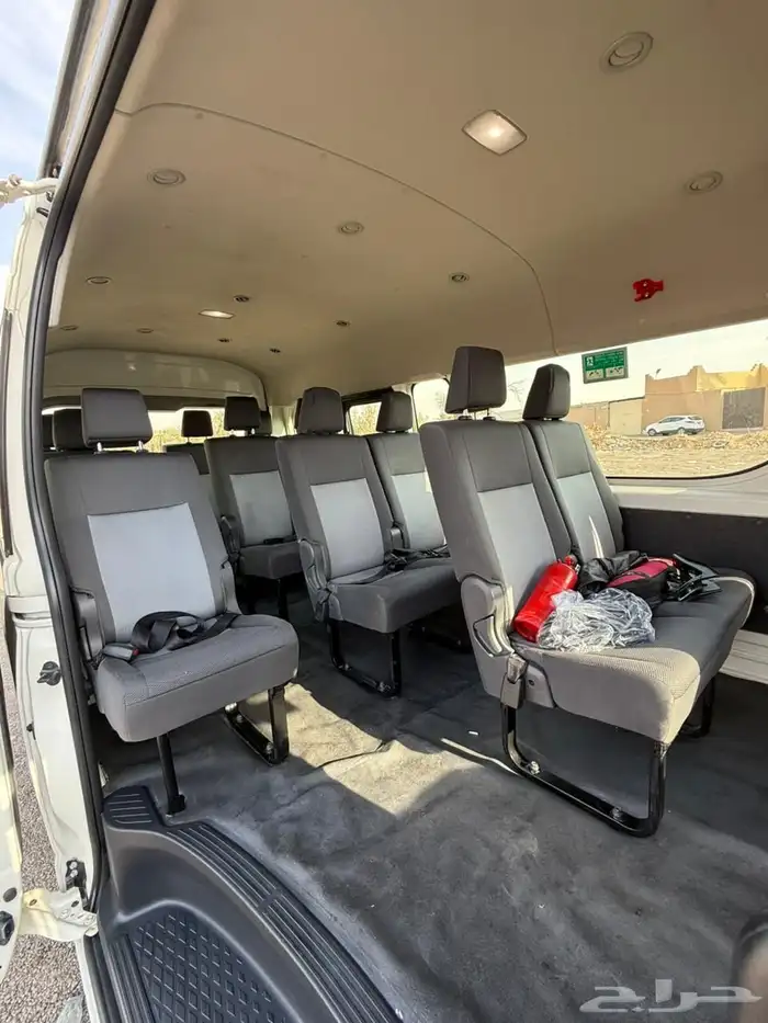 اجار باصات كوستر وهايس موديلات حديثه مع السائق في الرياض 14