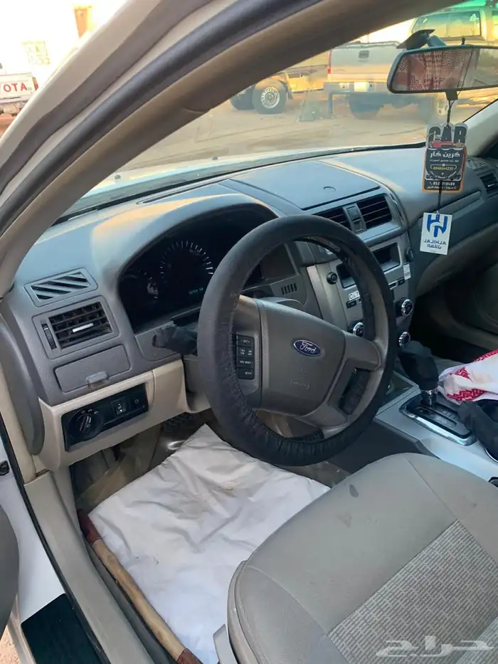 فورد فيوجن 2012 . 4