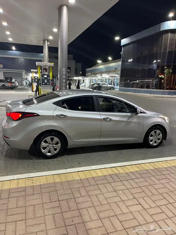 النترا 2015 نص فل 2000cc 16