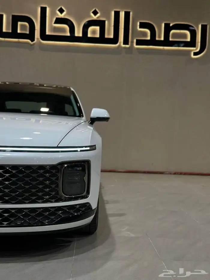 ازيرا كالجرافي 2023 V6 فل كامل . رصد الفخامة 2