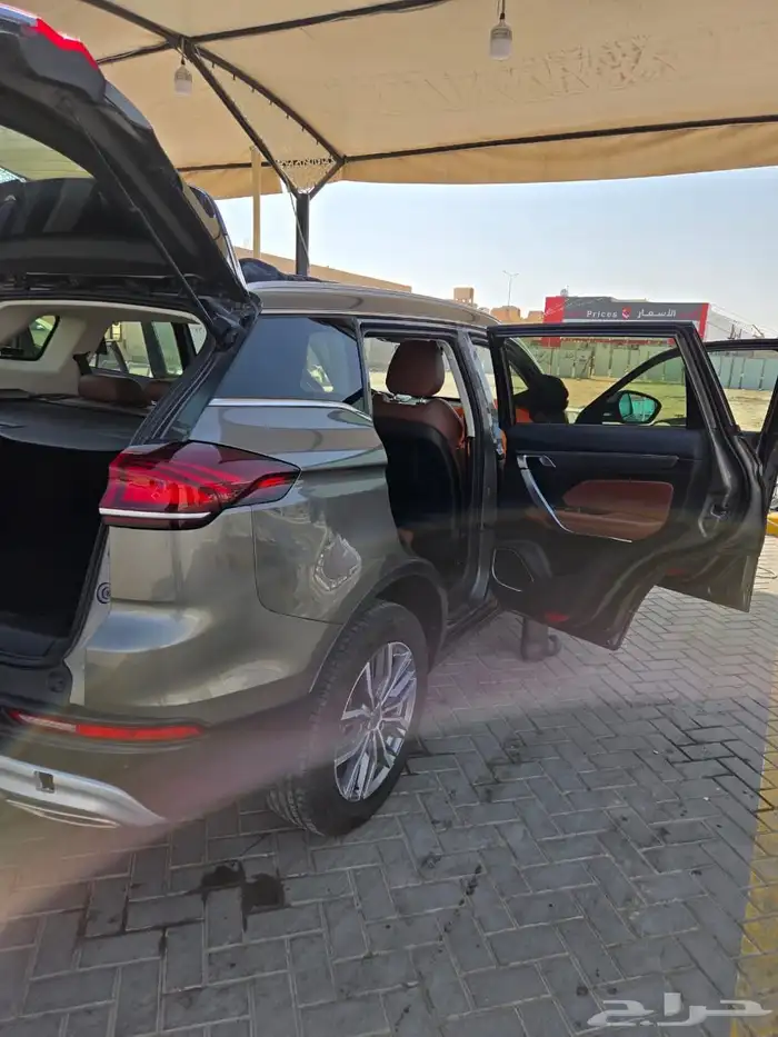 جيلي ازكارا 2022 للبيع 1