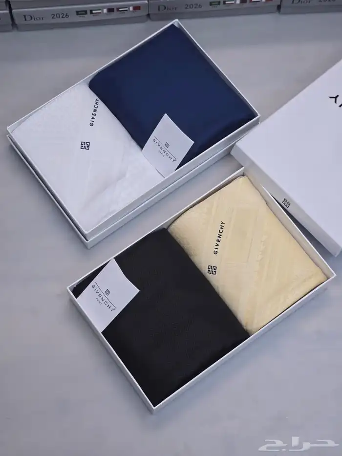 قماش مع شماغ 1