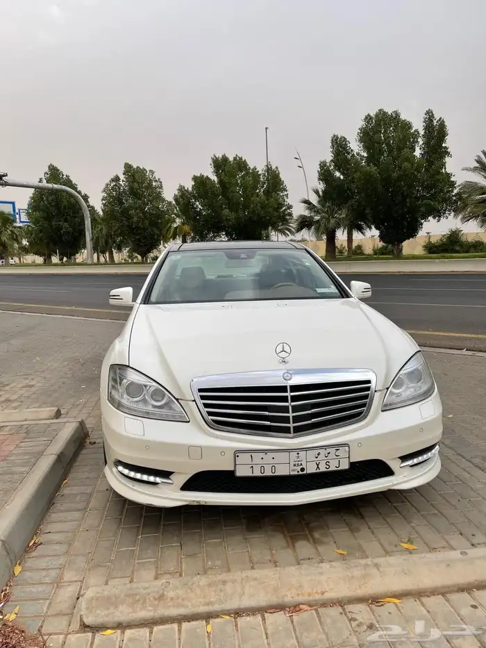 مرسيدس AMG 2012 نظيفة على الفحص 4