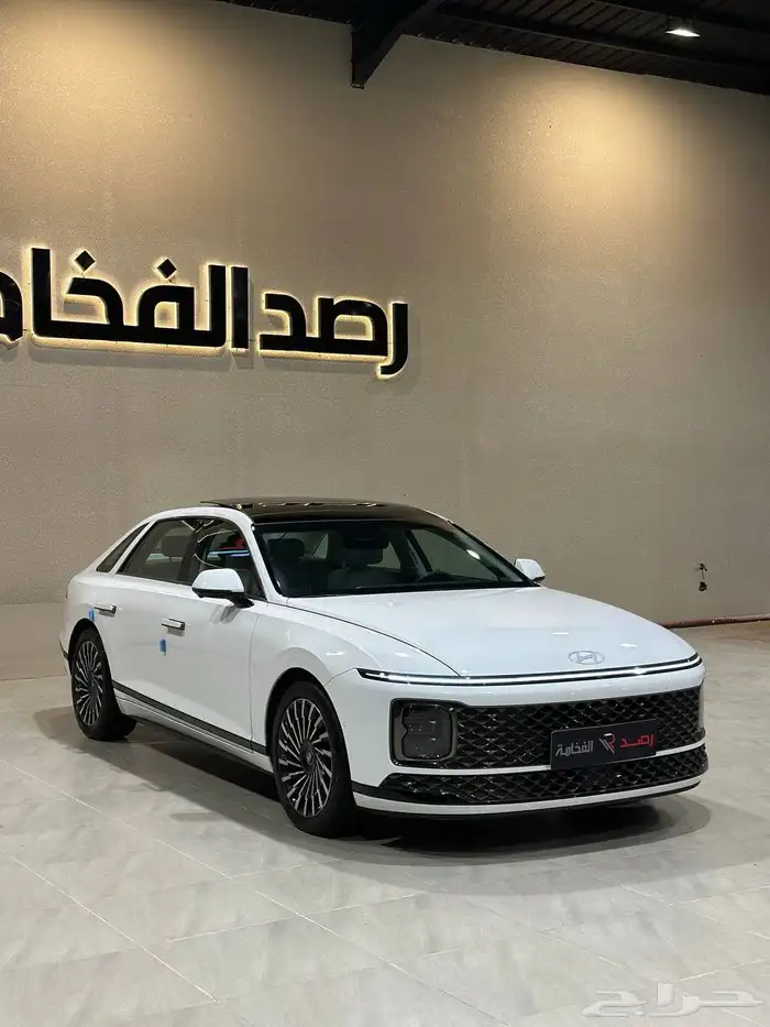 ازيرا 2023 كالجرافي V6 فل كامل . رصد الفخامة 6