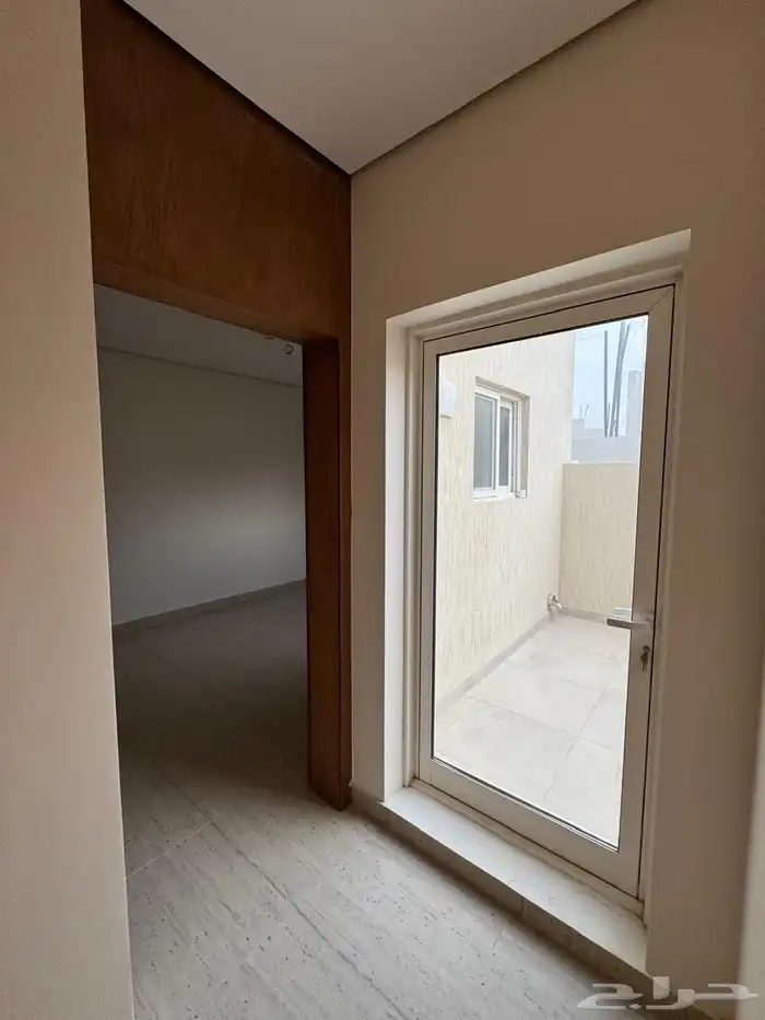 تاون هاوس راقي للإيجار 0