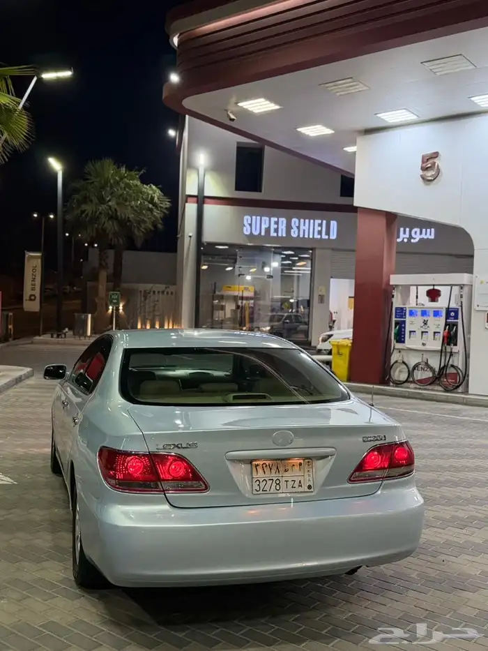 لكزس ES350 موديل 2002 0