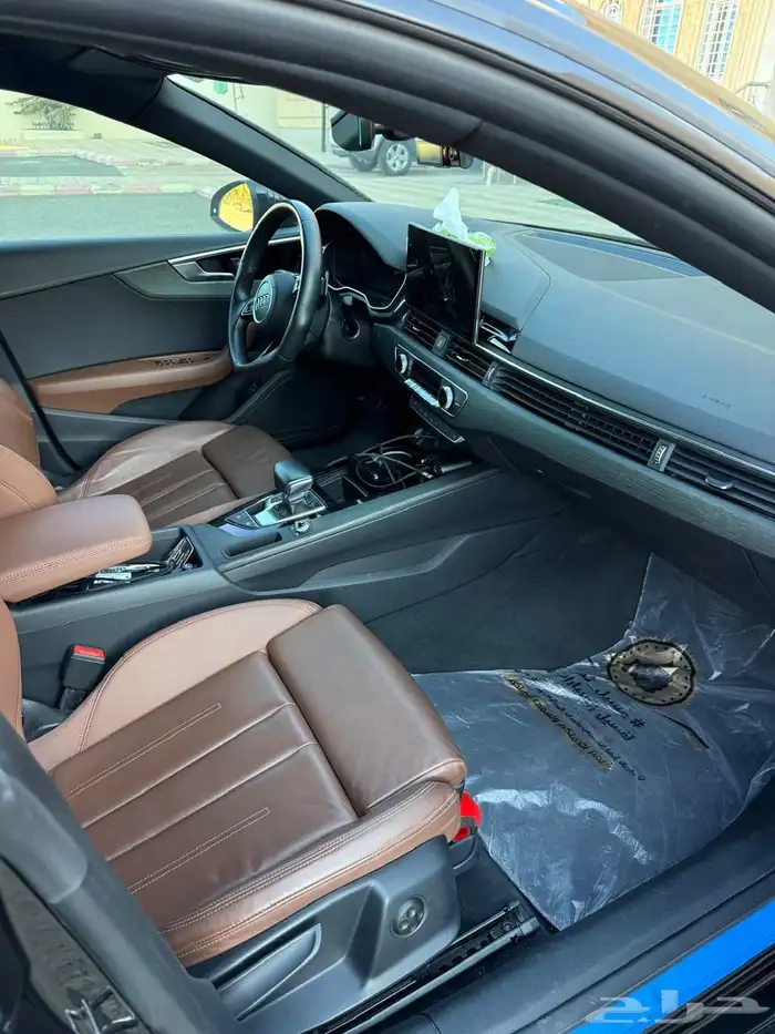 Audi a5 2022 s-line 40 tfsi 4