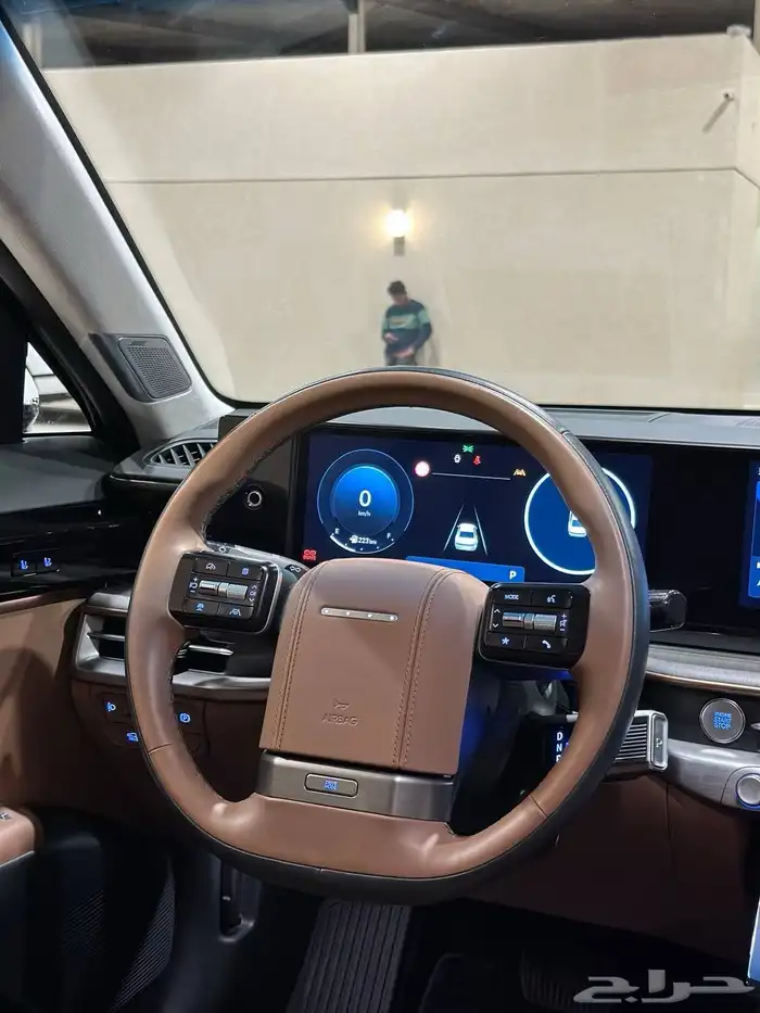 ازيرا كالجرافي 2023 V6 فل كامل . رصد الفخامة 13