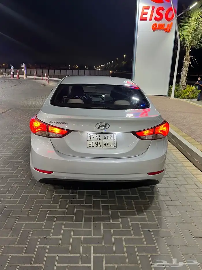 النترا 2015 نص فل 2000cc 18