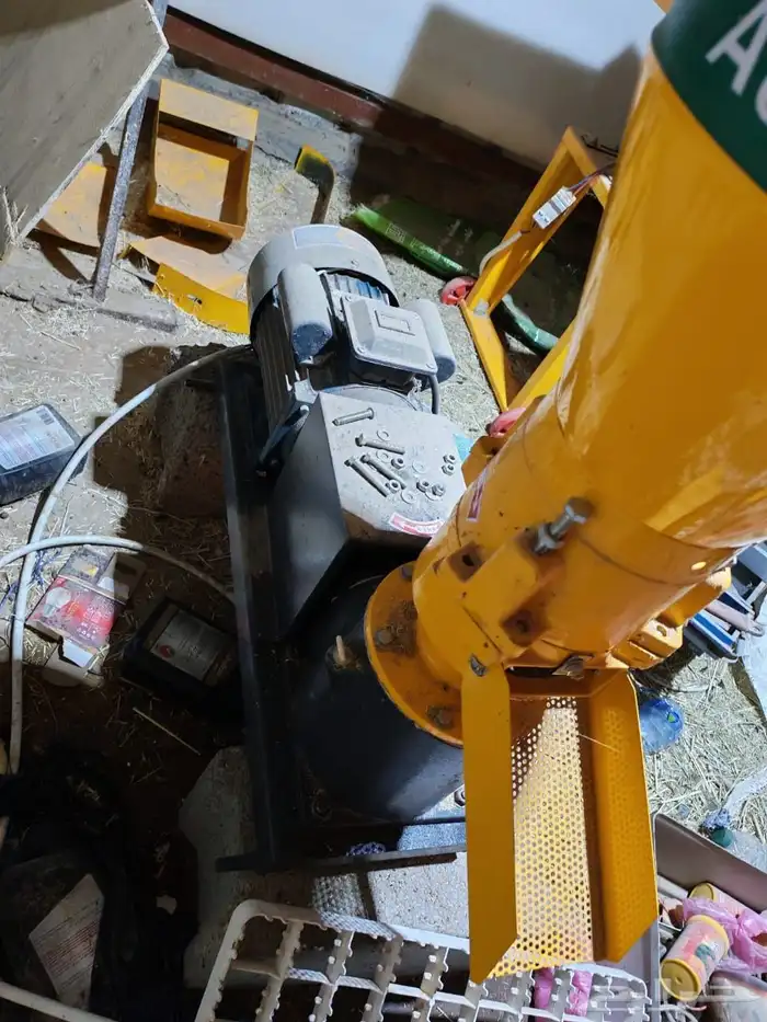 جراشه ومكبس للأعلاف 0