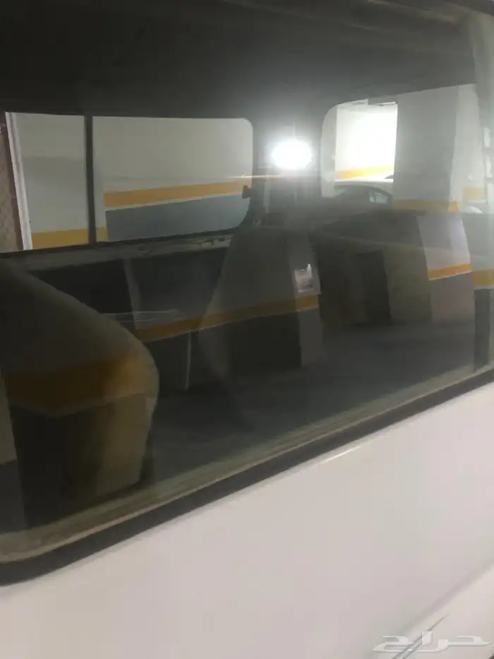 باص نيسان اورفان 5