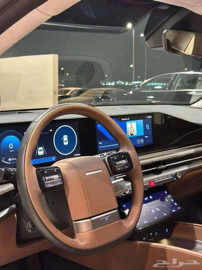 ازيرا كالجرافي 2023 V6 فل كامل . رصد الفخامة 15