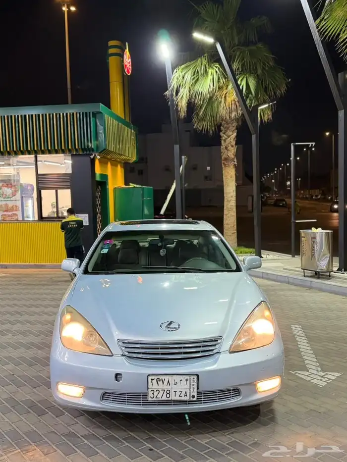 لكزس ES350 موديل 2002 1