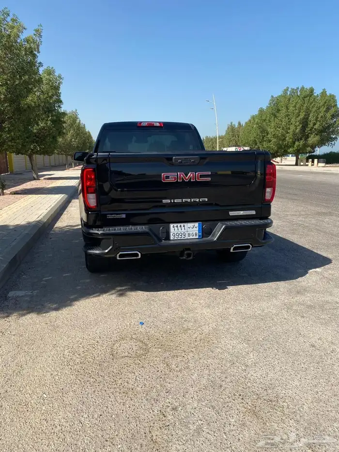 جمس سييرا 2024 اسود الفيشن gmc 5