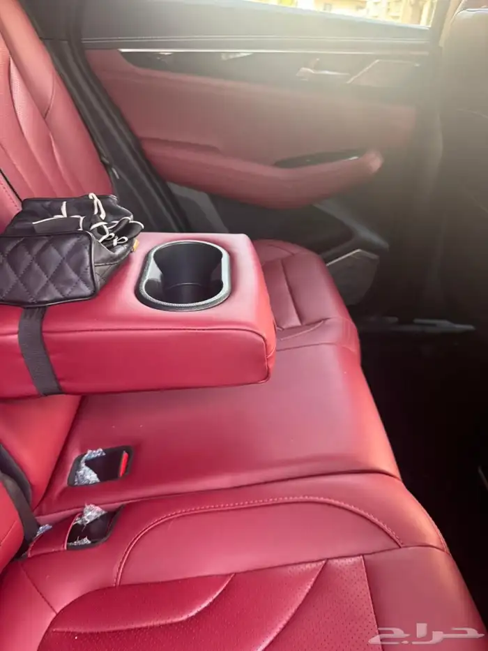 سيارة بحالة ممتازة شانجان CS85 2023 7