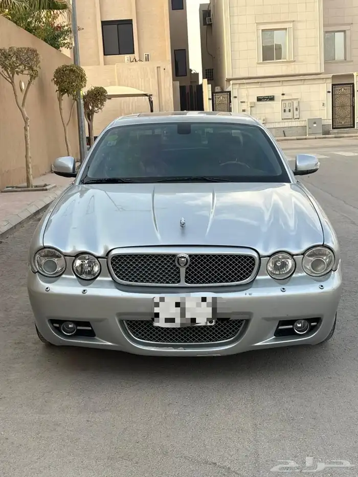 جاكوار JAGUAR XJ 11