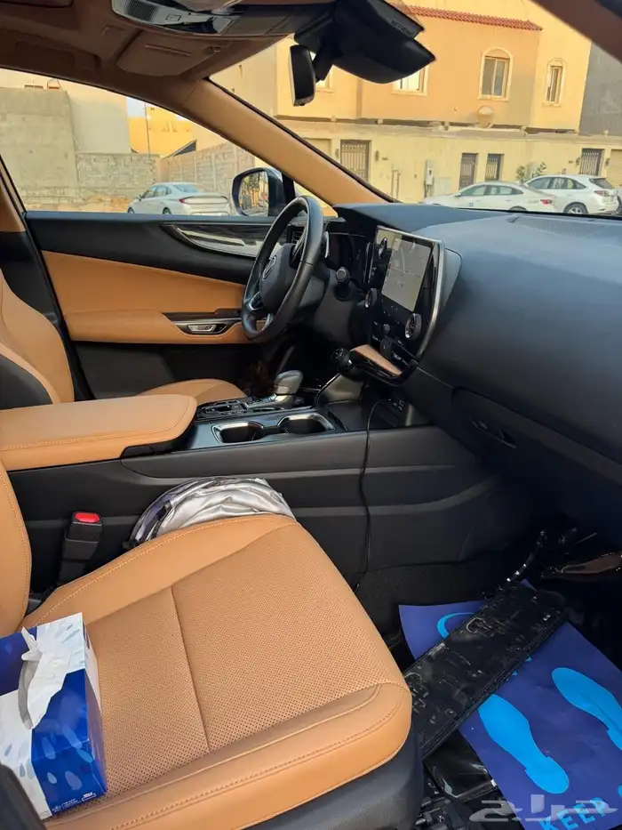 لكزس NX هايبرد 2023 7