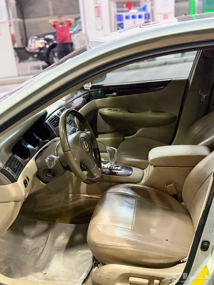 لكزس ES350 موديل 2002 5