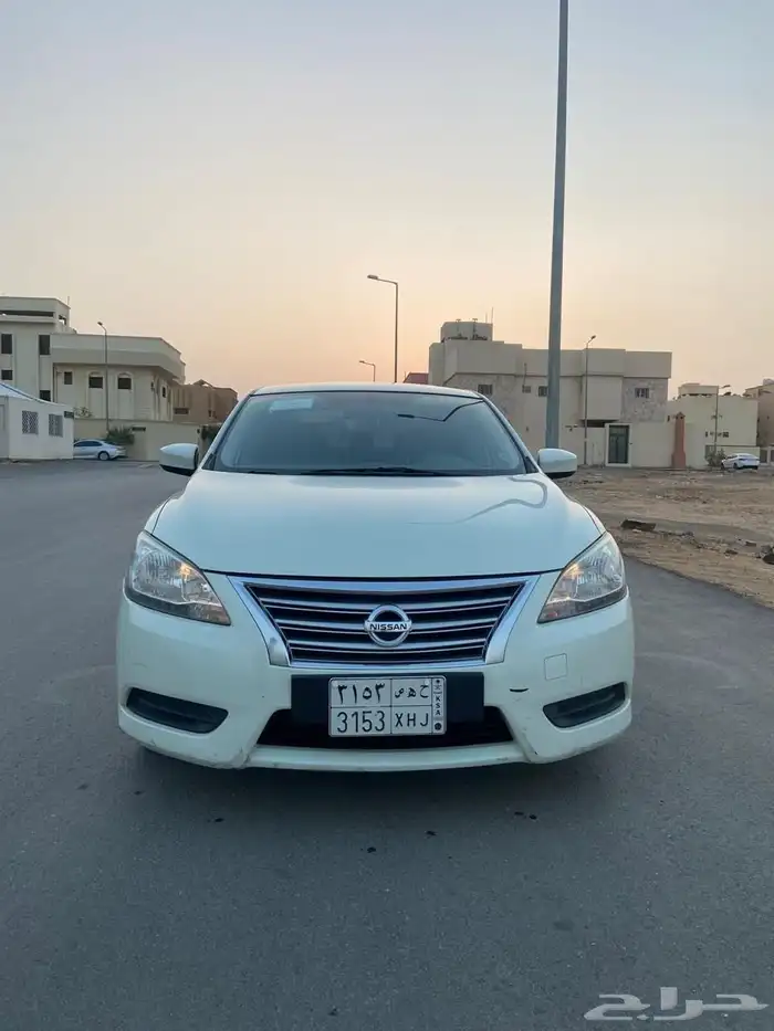سنترا نيسان 2015 سيارة في قمة النظافة اقتصادية 15