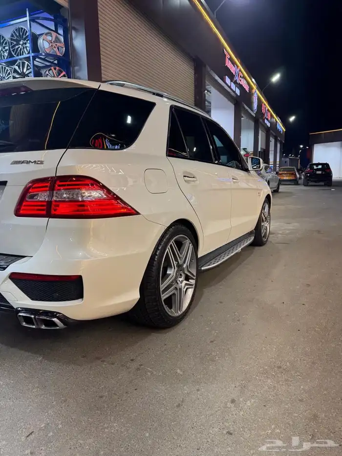 مرسيدس ML63 2015 8