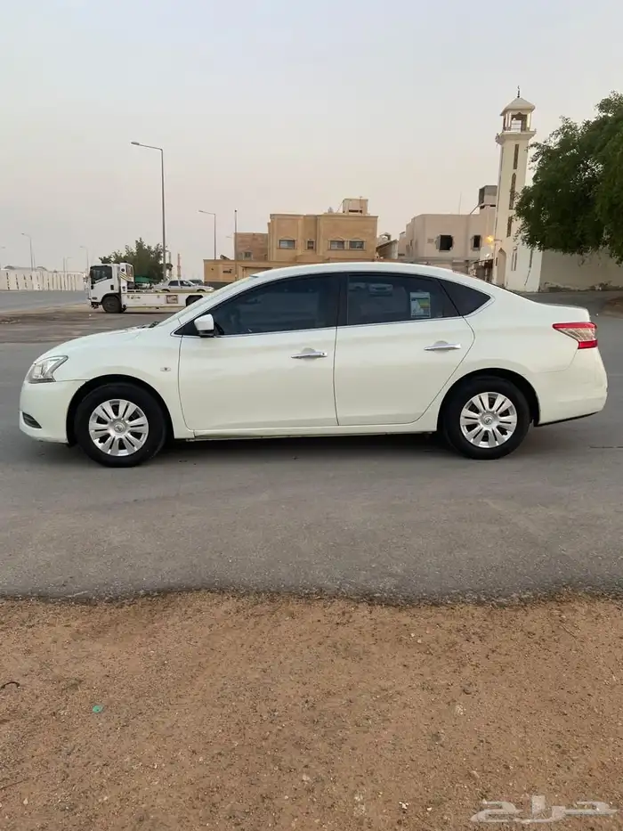 سنترا نيسان 2015 سيارة في قمة النظافة اقتصادية 17